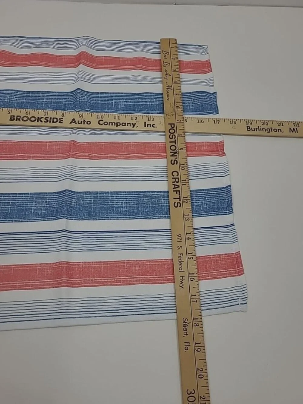 Tommy Bahama Placemats NWOT Set of 6 Cloth Napkins Set of 2 Red White Blue